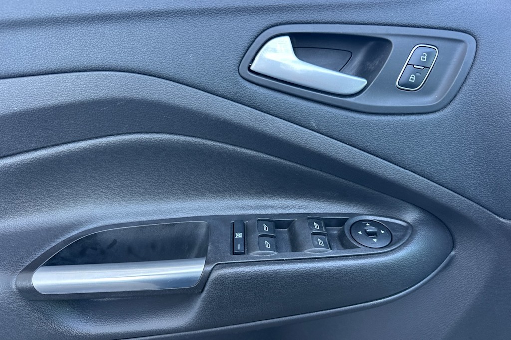 Thumbnail: 2018 Ford Escape - 22