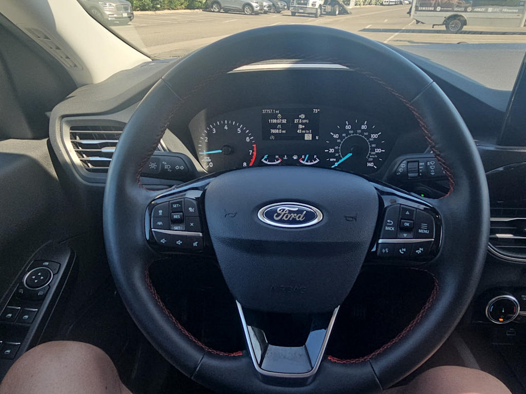 Thumbnail: 2022 Ford Escape - 12