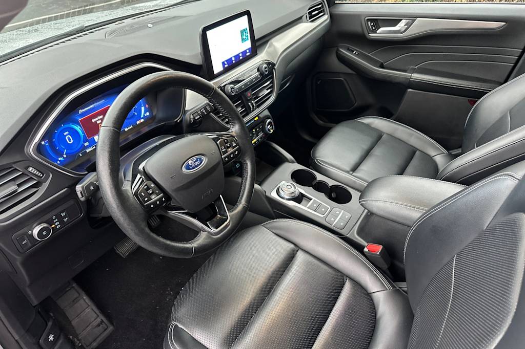 Thumbnail: 2021 Ford Escape - 9