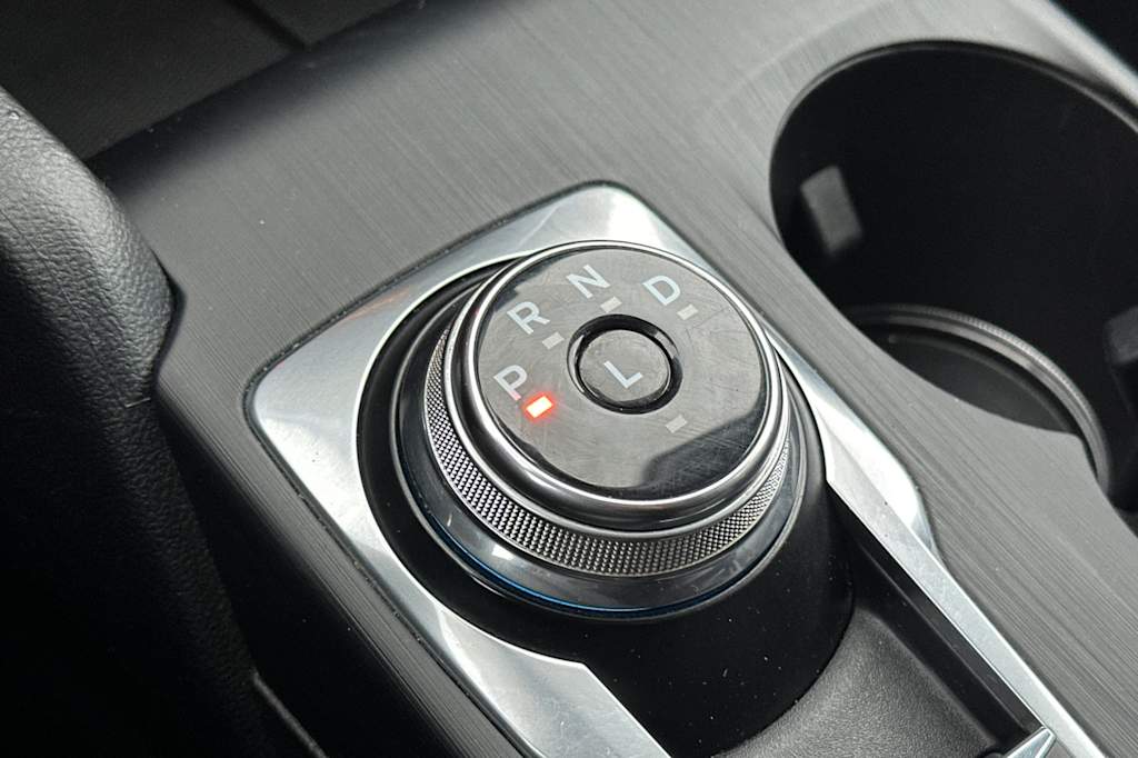 Thumbnail: 2021 Ford Escape - 15