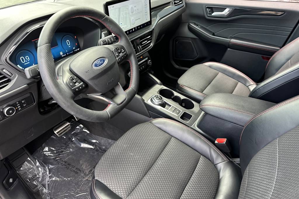 Thumbnail: 2023 Ford Escape - 9