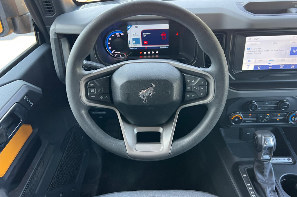 Thumbnail: 2022 Ford Bronco - 9