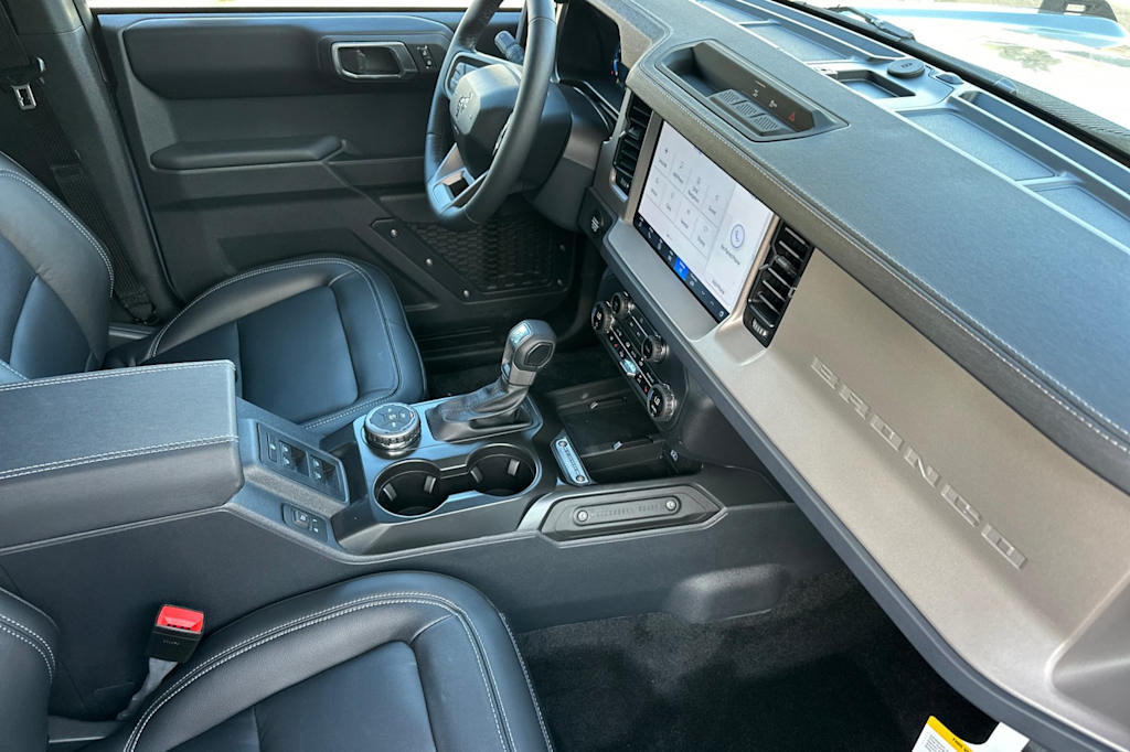 Thumbnail: 2025 Ford Bronco - 11