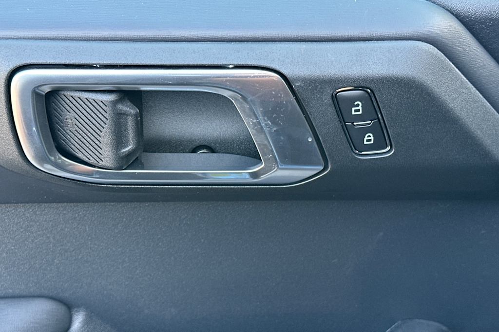 Thumbnail: 2025 Ford Bronco - 22