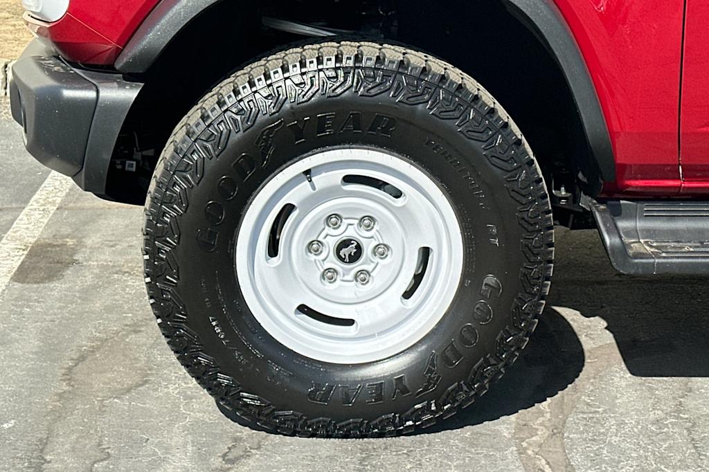 Thumbnail: 2026 Ford Bronco - 8