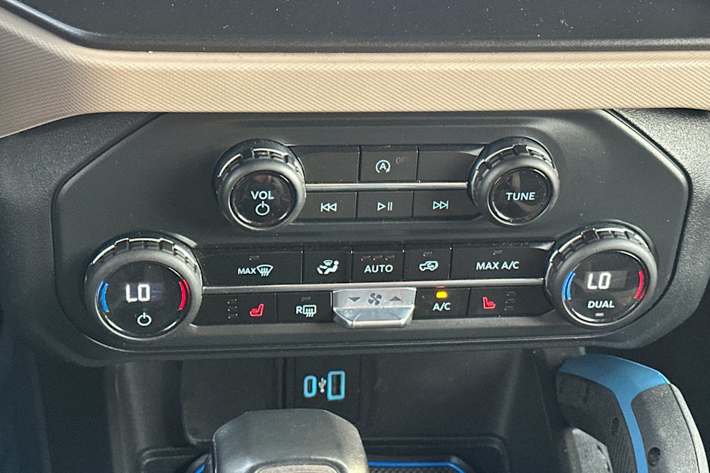 Thumbnail: 2023 Ford Bronco - 25