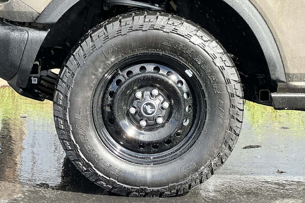 Thumbnail: 2026 Ford Bronco - 8