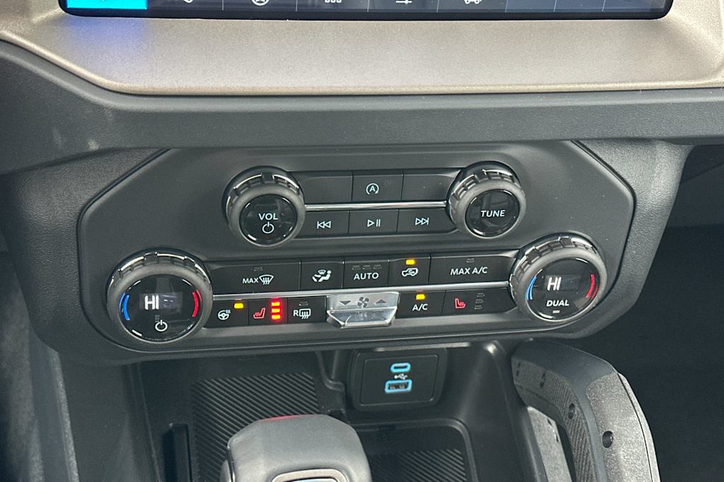 Thumbnail: 2025 Ford Bronco - 25