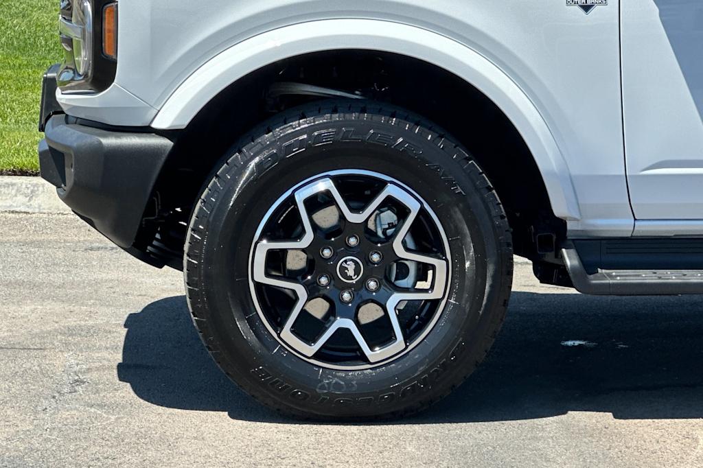 Thumbnail: 2026 Ford Bronco - 7