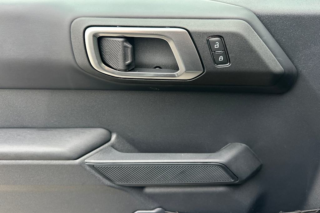 Thumbnail: 2025 Ford Bronco - 20