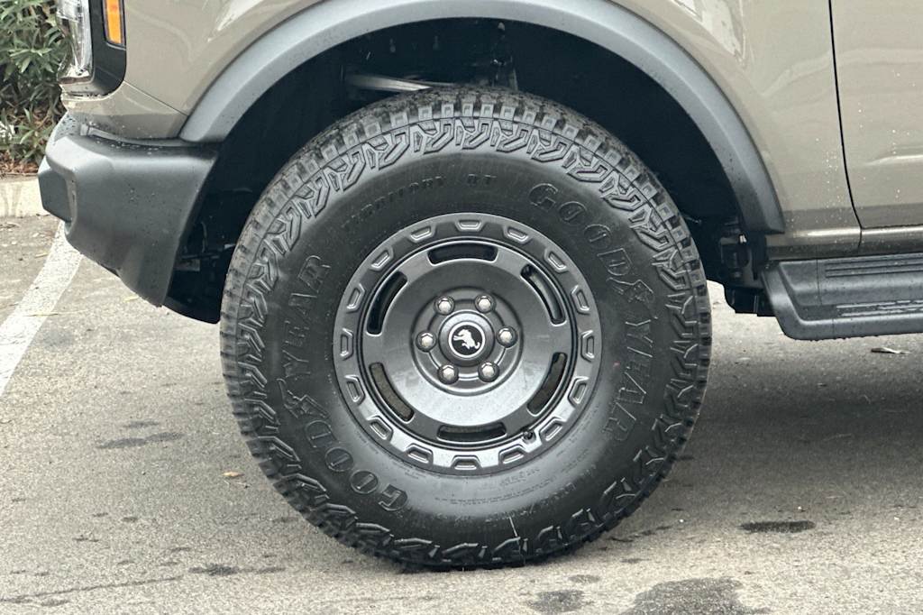 Thumbnail: 2025 Ford Bronco - 8