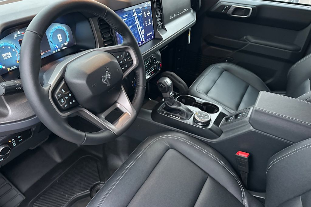 Thumbnail: 2025 Ford Bronco - 9