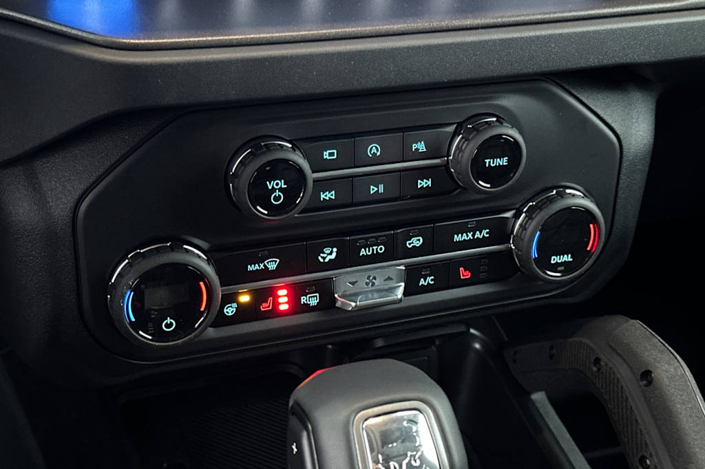 Thumbnail: 2025 Ford Bronco - 23