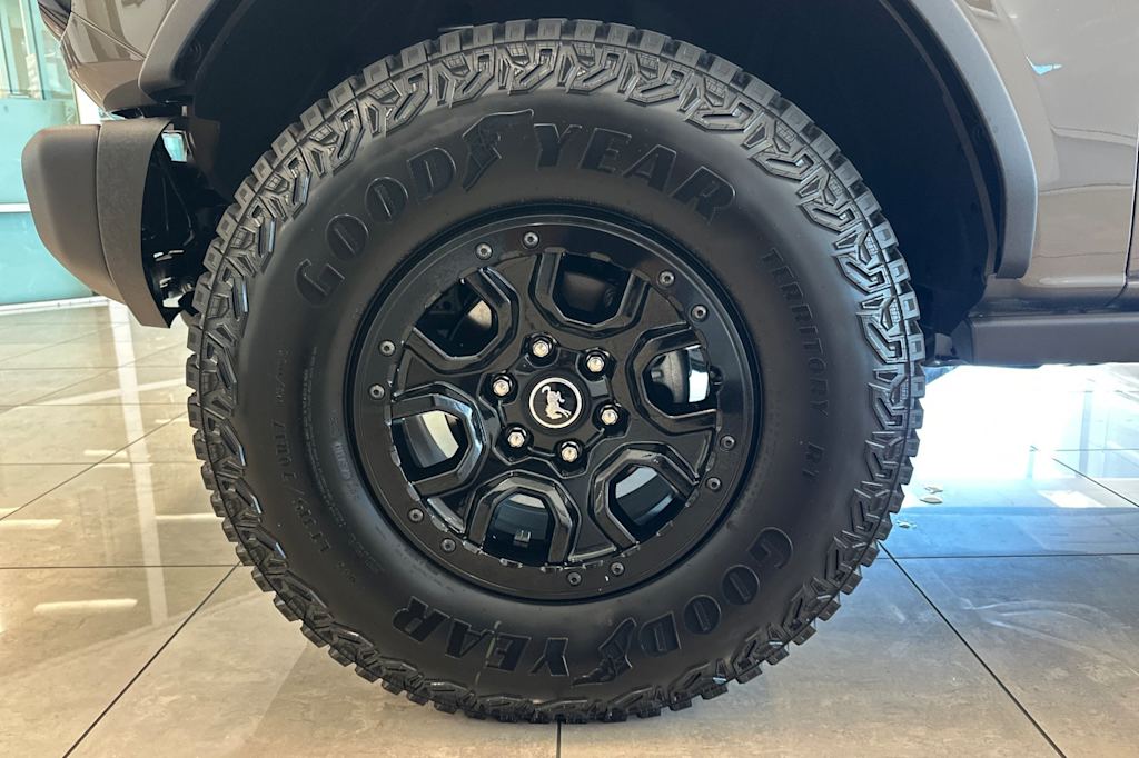 Thumbnail: 2026 Ford Bronco - 8