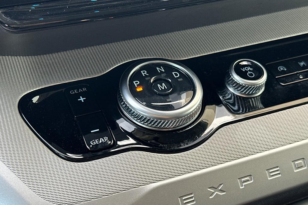 Thumbnail: 2025 Ford Expedition MAX - 27