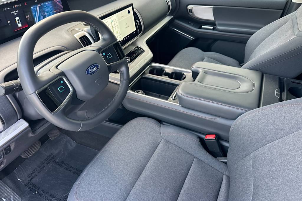 Thumbnail: 2025 Ford Expedition MAX - 9
