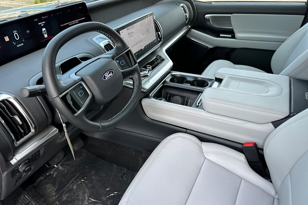 Thumbnail: 2027 Ford Expedition MAX - 10