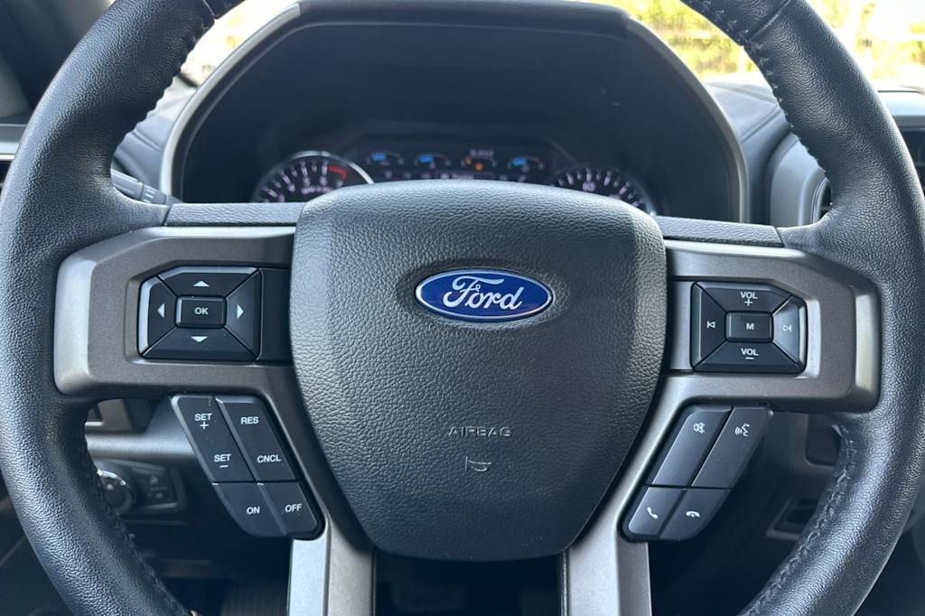 Thumbnail: 2020 Ford Expedition - 27