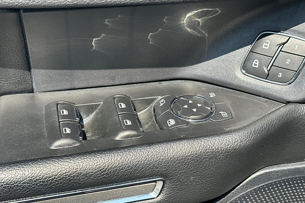 Thumbnail: 2020 Ford Expedition - 20