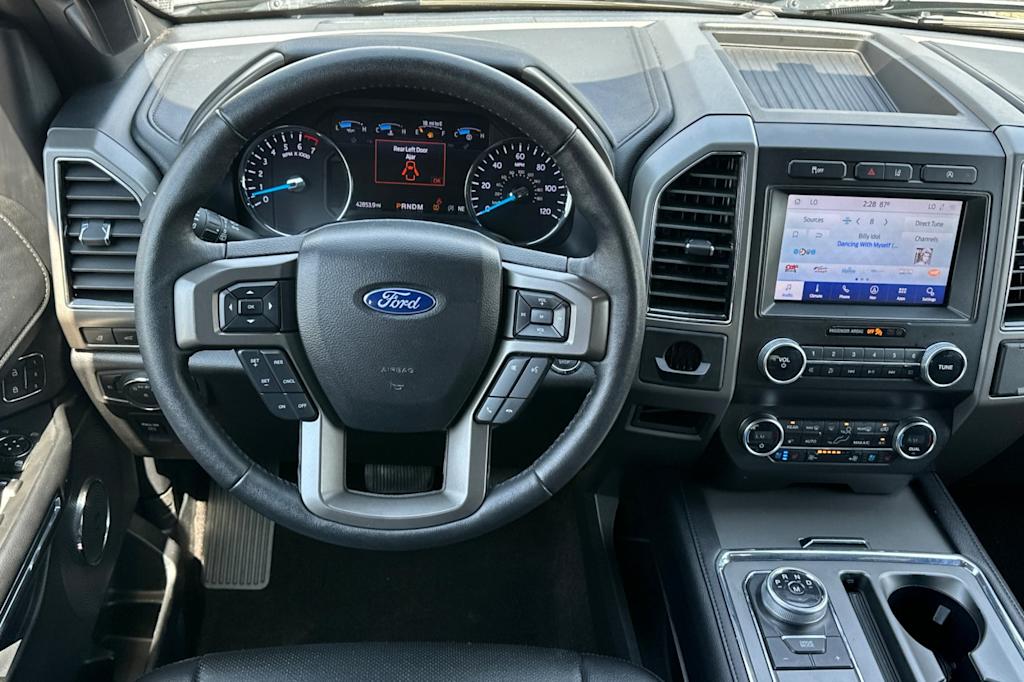 Thumbnail: 2020 Ford Expedition - 10