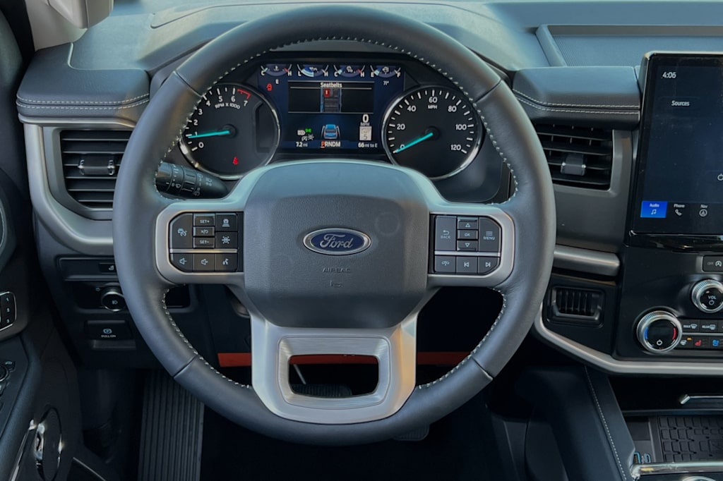 2024 Ford Expedition XLT 12