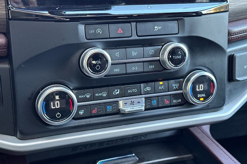 Thumbnail: 2024 Ford Expedition - 26