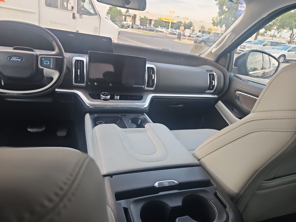 Thumbnail: 2025 Ford Expedition - 8