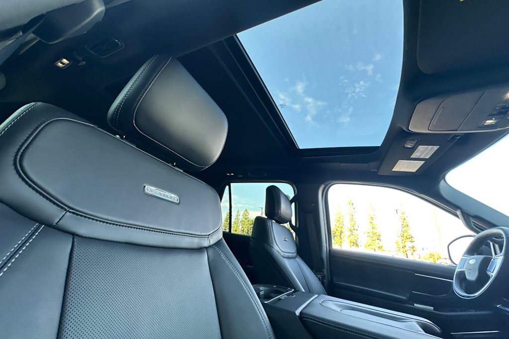 Thumbnail: 2025 Ford Expedition - 21