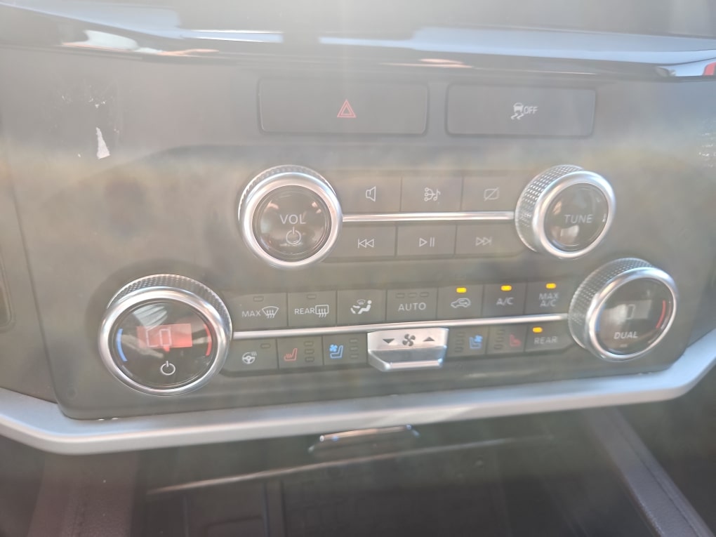 Thumbnail: 2023 Ford Expedition - 21