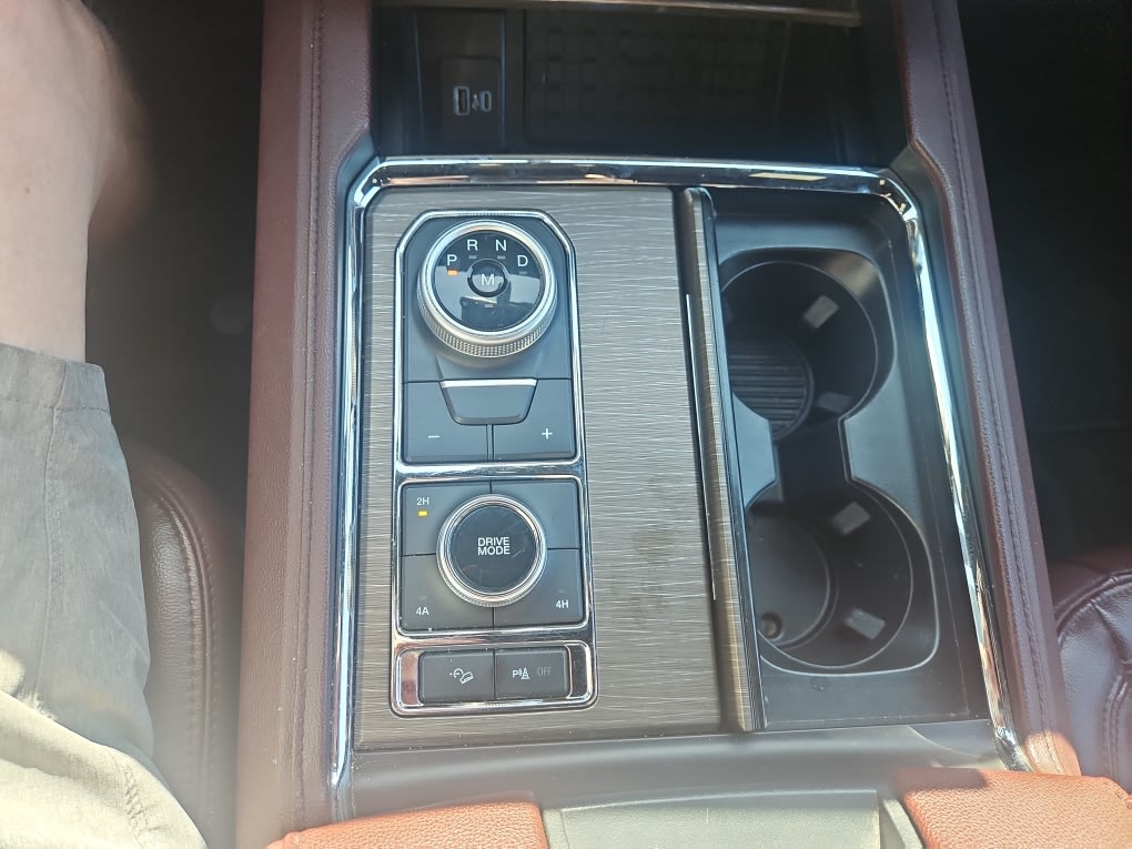 Thumbnail: 2023 Ford Expedition - 12