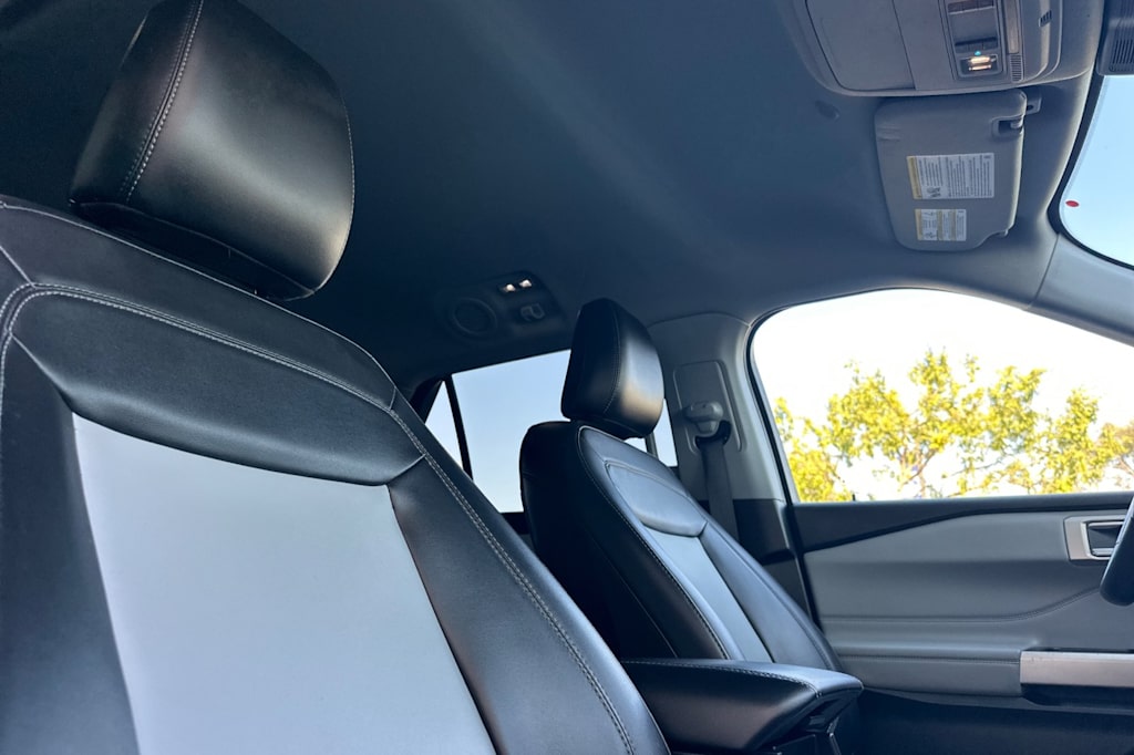 Thumbnail: 2023 Ford Explorer - 9