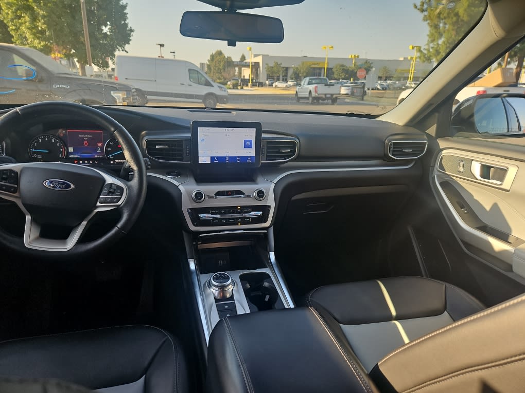Thumbnail: 2023 Ford Explorer - 8