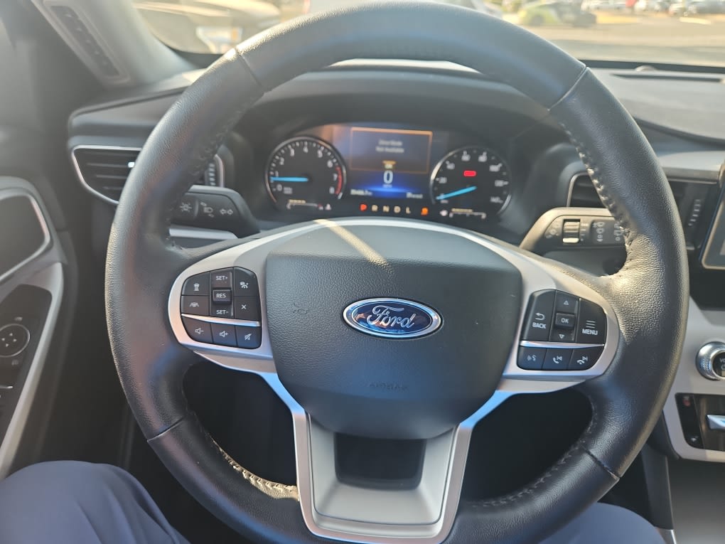 Thumbnail: 2023 Ford Explorer - 12