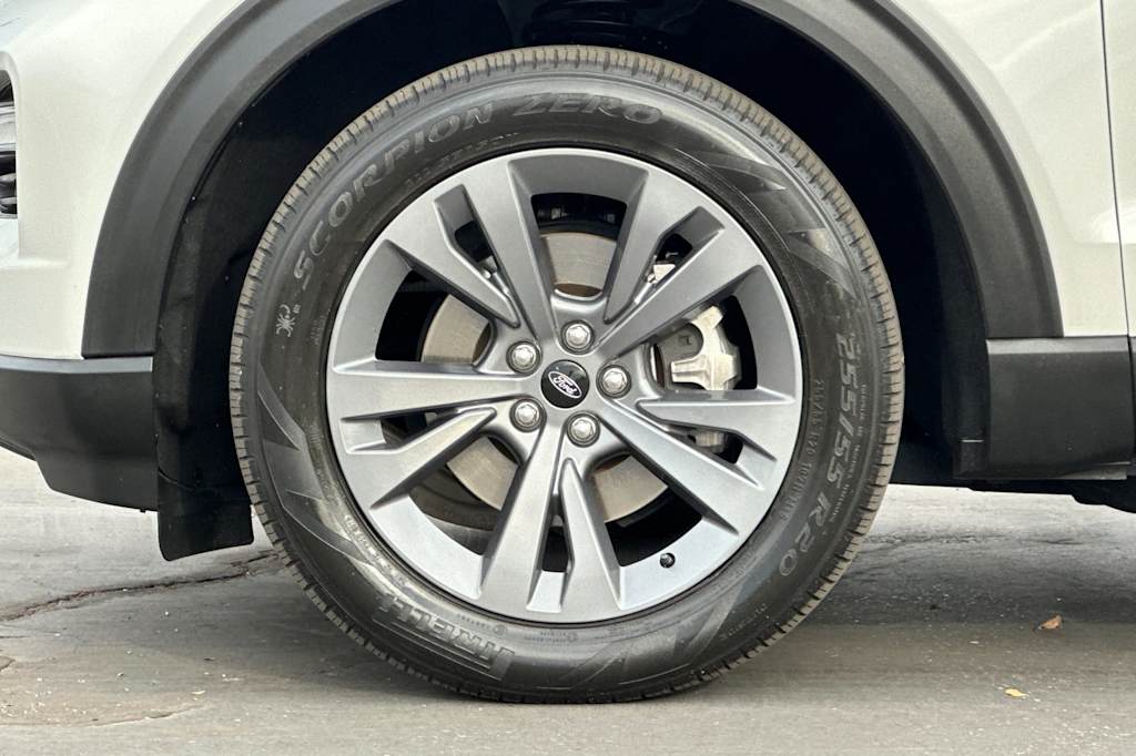 Thumbnail: 2023 Ford Explorer - 8