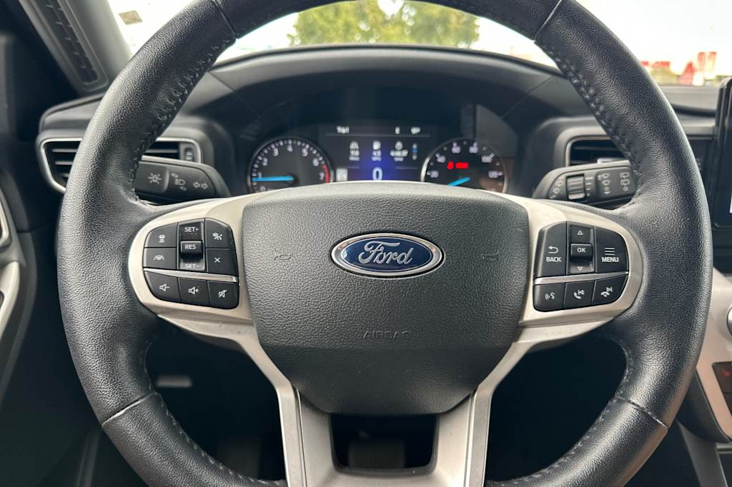 Thumbnail: 2023 Ford Explorer - 29