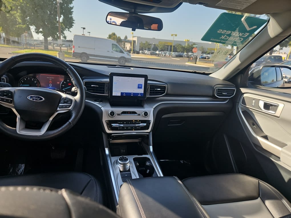 Thumbnail: 2023 Ford Explorer - 9