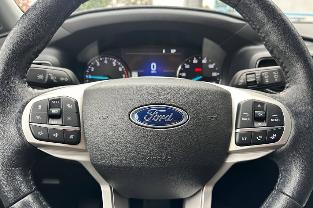 Thumbnail: 2022 Ford Explorer - 29