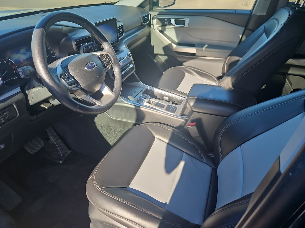 Thumbnail: 2023 Ford Explorer - 10