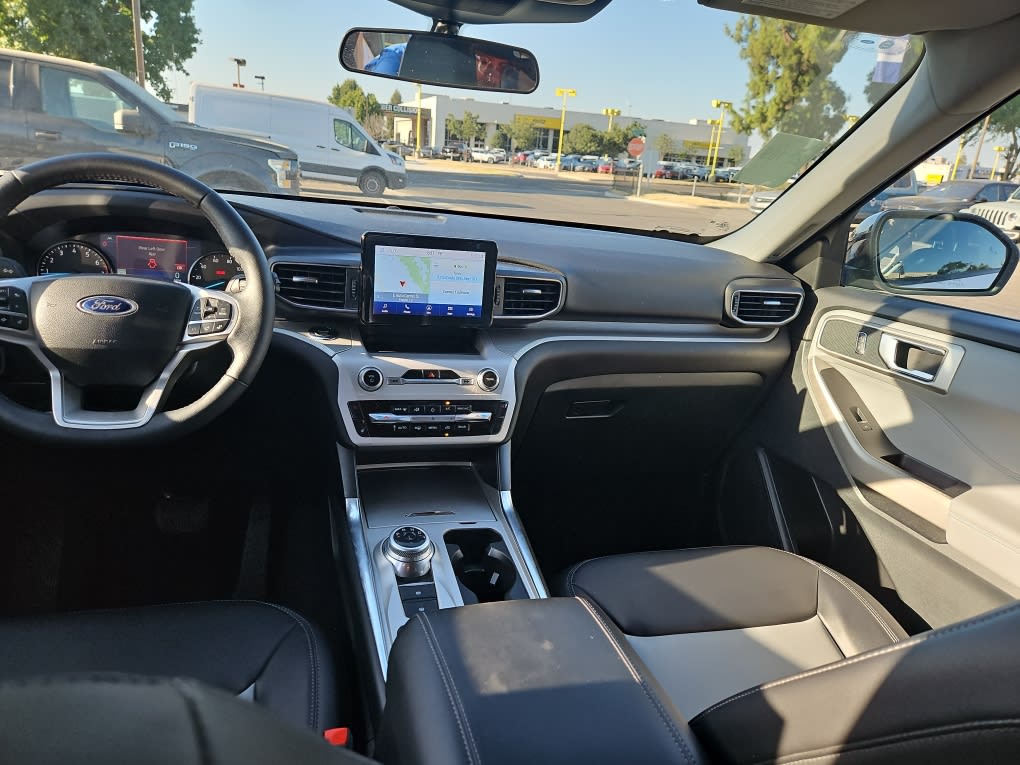 Thumbnail: 2023 Ford Explorer - 8