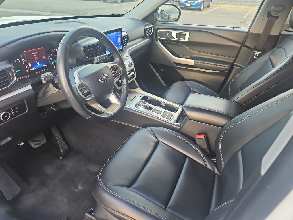 Thumbnail: 2023 Ford Explorer - 10