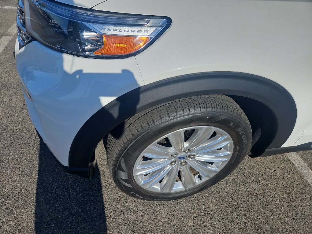 Thumbnail: 2023 Ford Explorer - 8