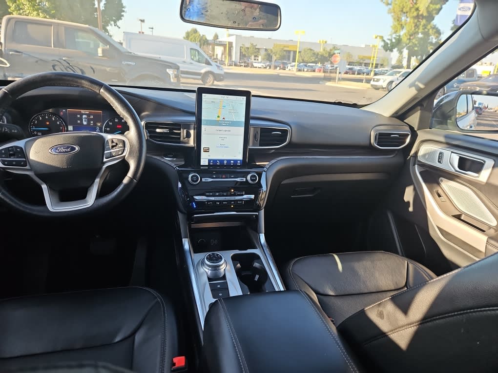 Thumbnail: 2023 Ford Explorer - 8