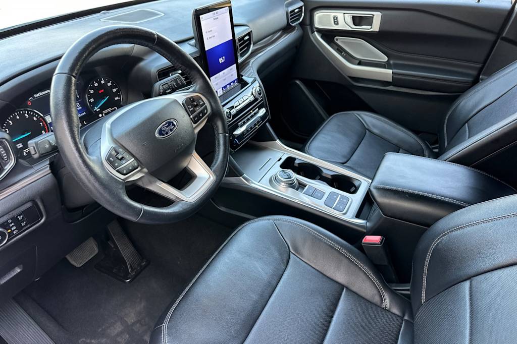 Thumbnail: 2023 Ford Explorer - 9