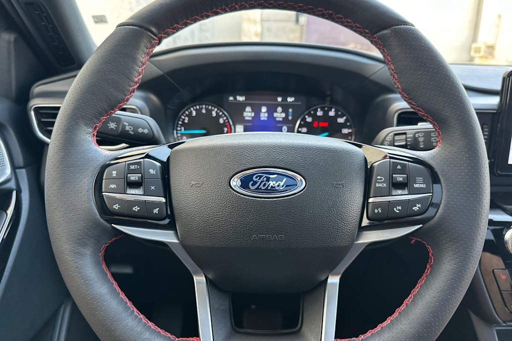 Thumbnail: 2023 Ford Explorer - 28
