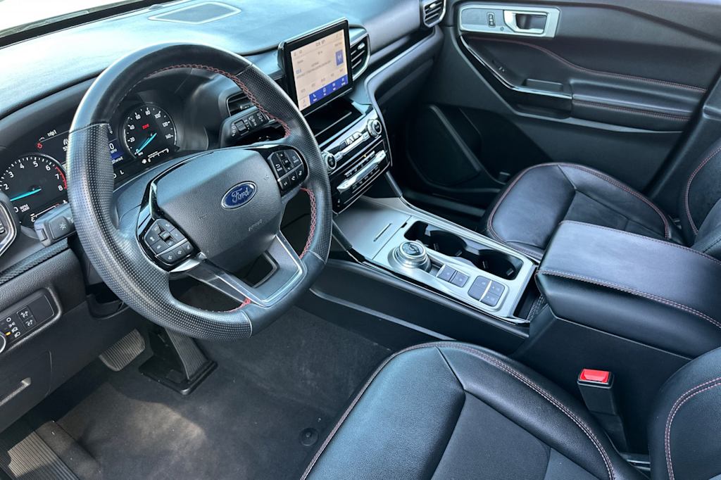 Thumbnail: 2022 Ford Explorer - 9