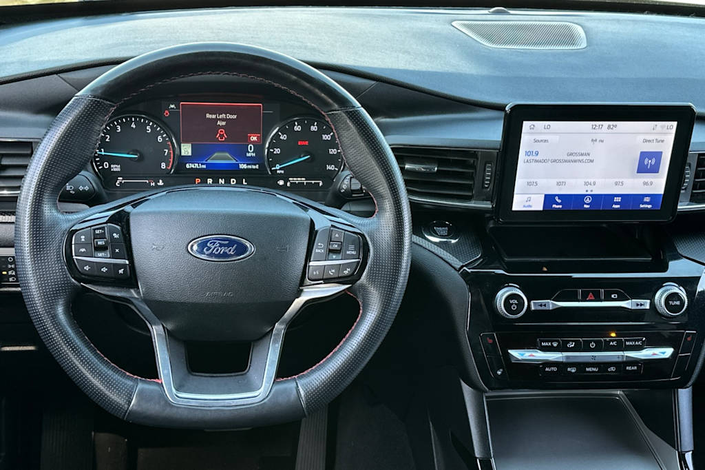 Thumbnail: 2022 Ford Explorer - 12