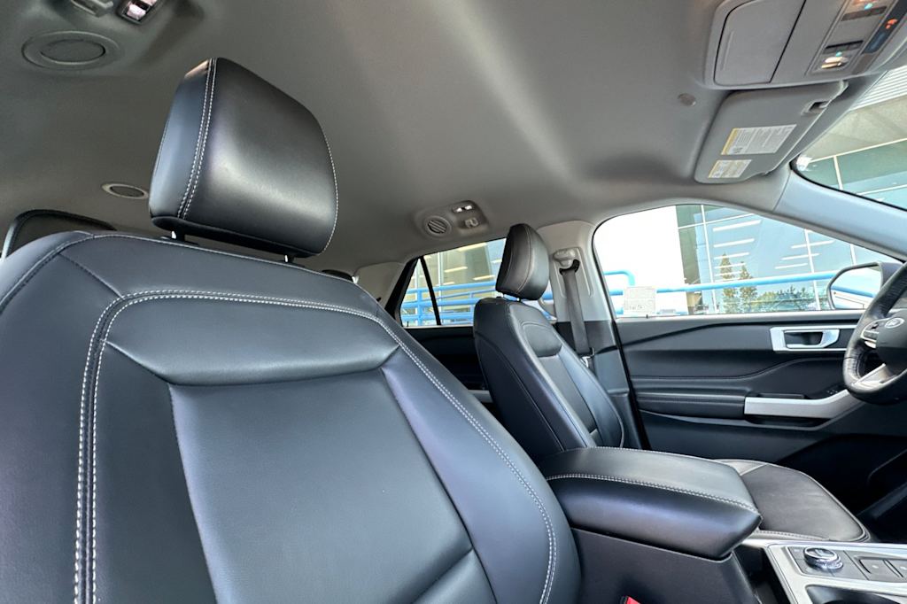 2022 Ford Explorer XLT 10