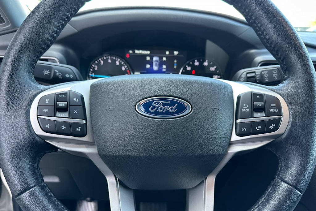 2022 Ford Explorer XLT 27