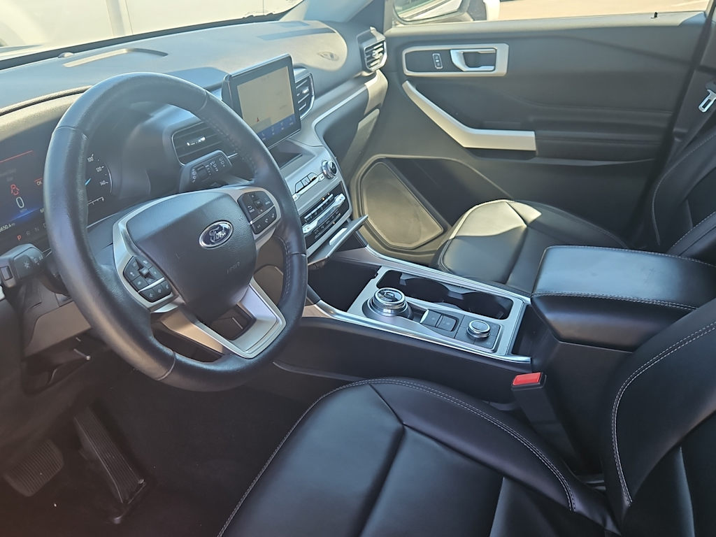 Thumbnail: 2023 Ford Explorer - 10