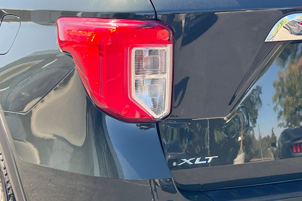 Thumbnail: 2022 Ford Explorer - 30